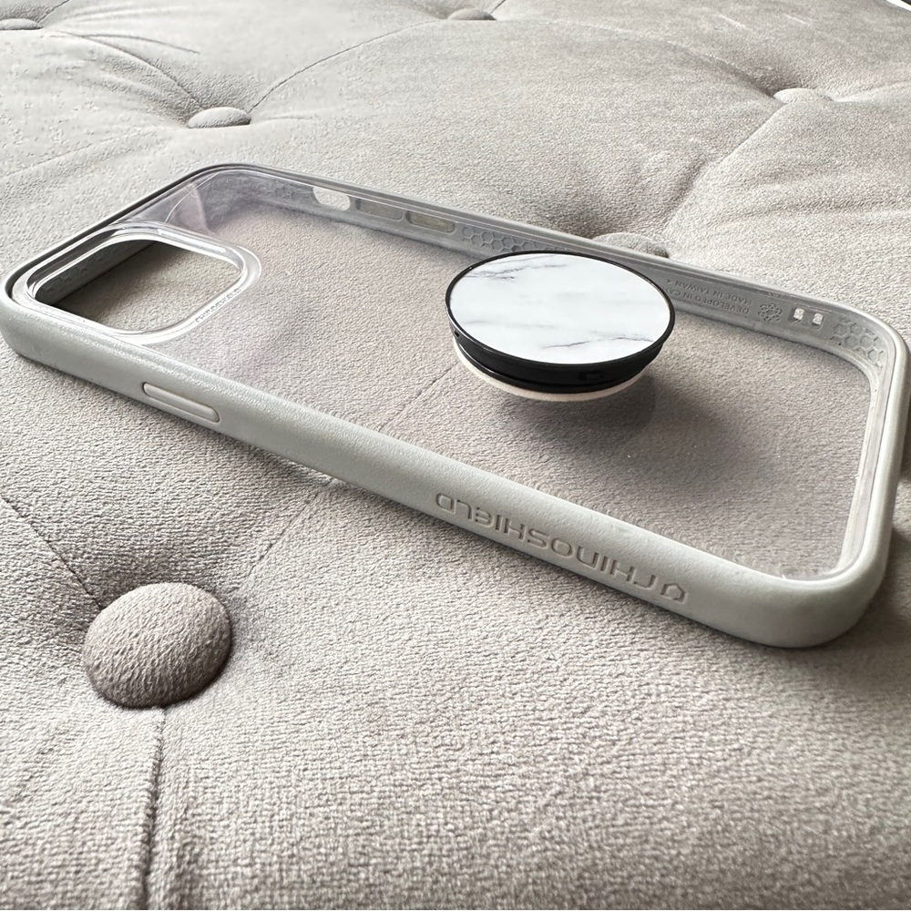 Rhinoshield strong protection iPhone 12promax case with pop socket